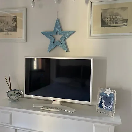 Mansarda57 アパート パルマ