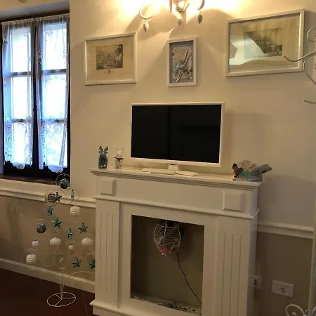 Mansarda57 アパート パルマ